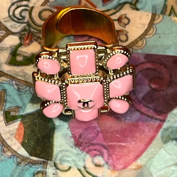 Chanel CC Button Upcycled Adjustable cocktail Ring New - Picture 7 of 14